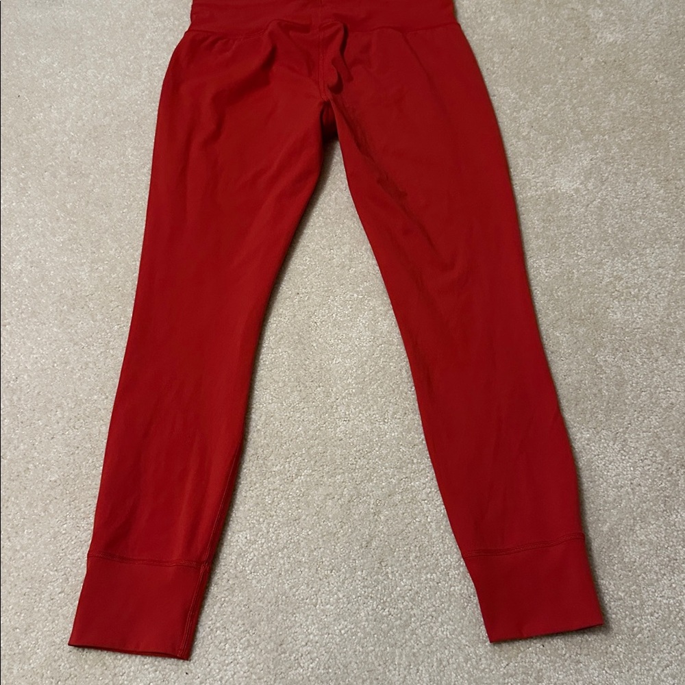 Vuori daily joggers with drawstring waist 
Size L.  VW323 - Picture 11 of 13